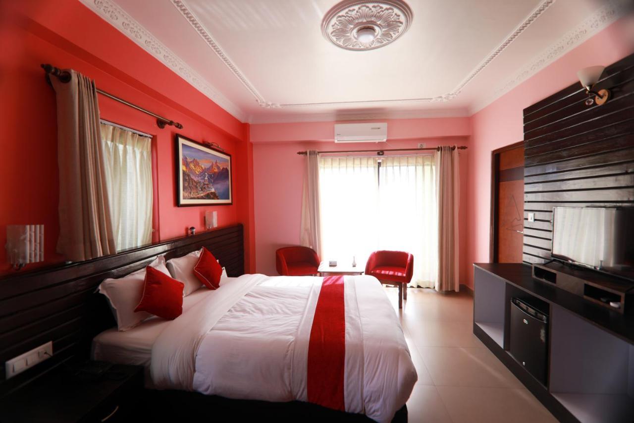 Hotel Task International Pokhara Exterior foto