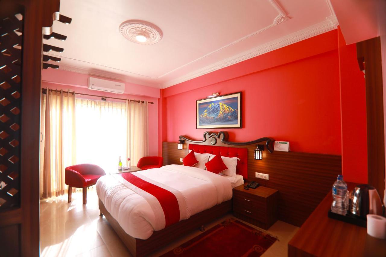 Hotel Task International Pokhara Exterior foto