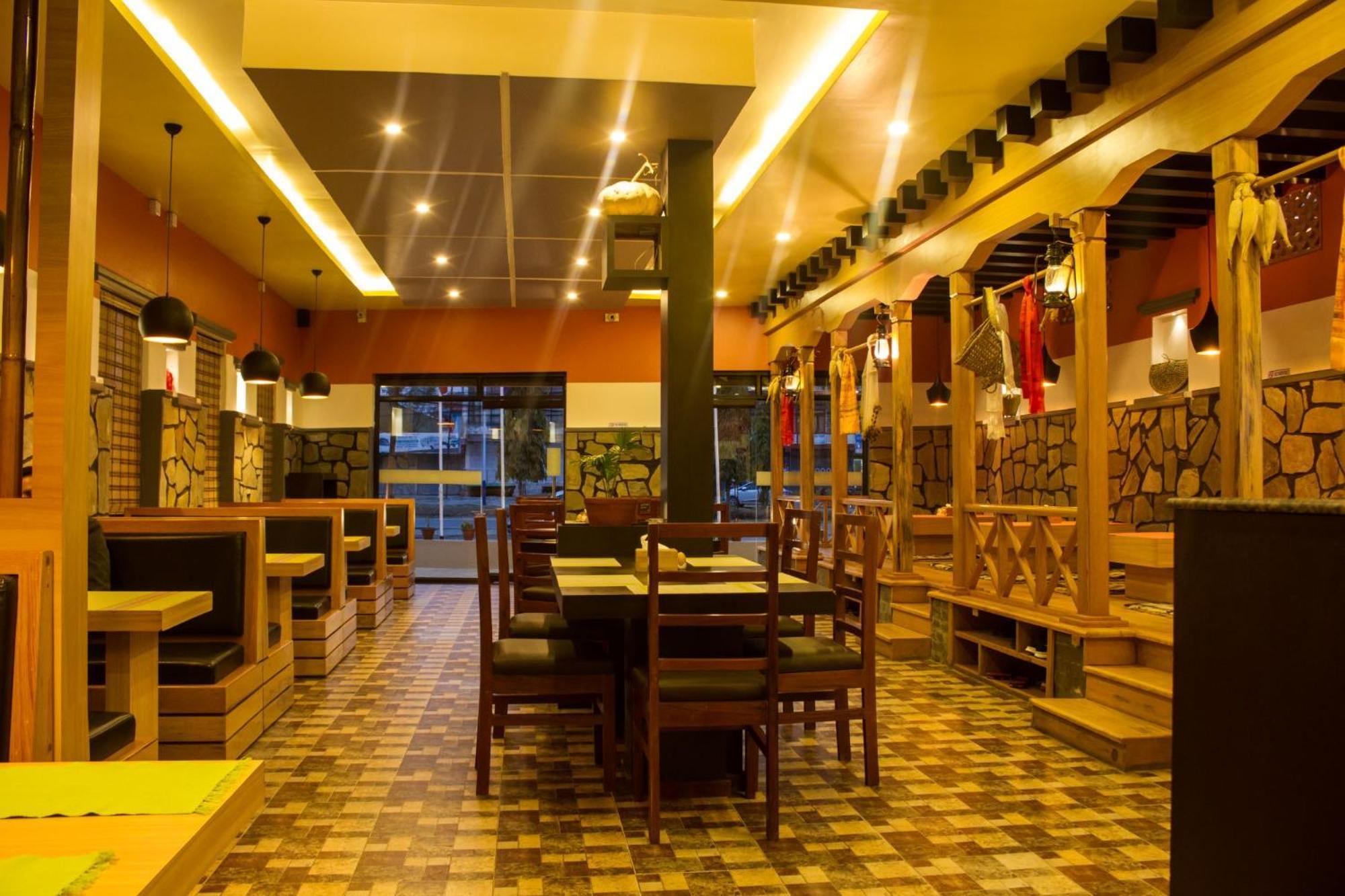 Hotel Task International Pokhara Exterior foto