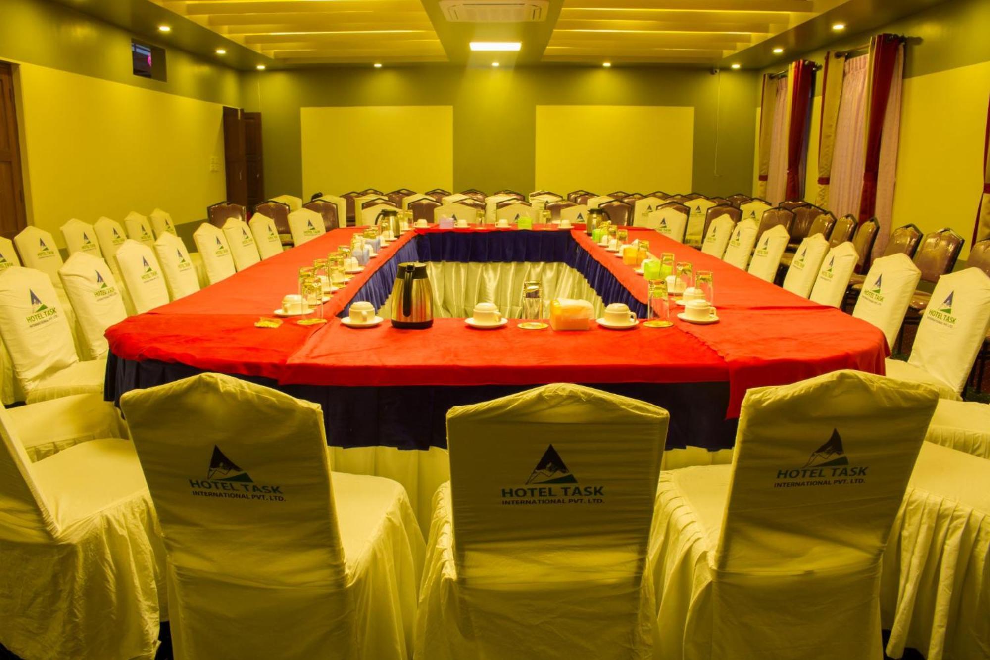 Hotel Task International Pokhara Exterior foto