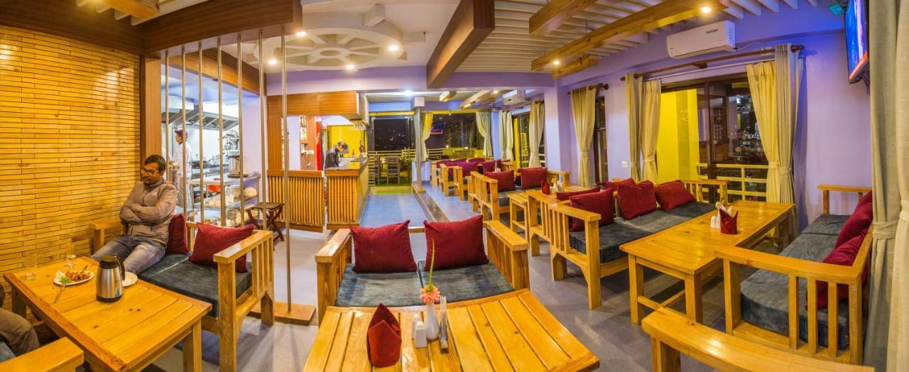 Hotel Task International Pokhara Exterior foto